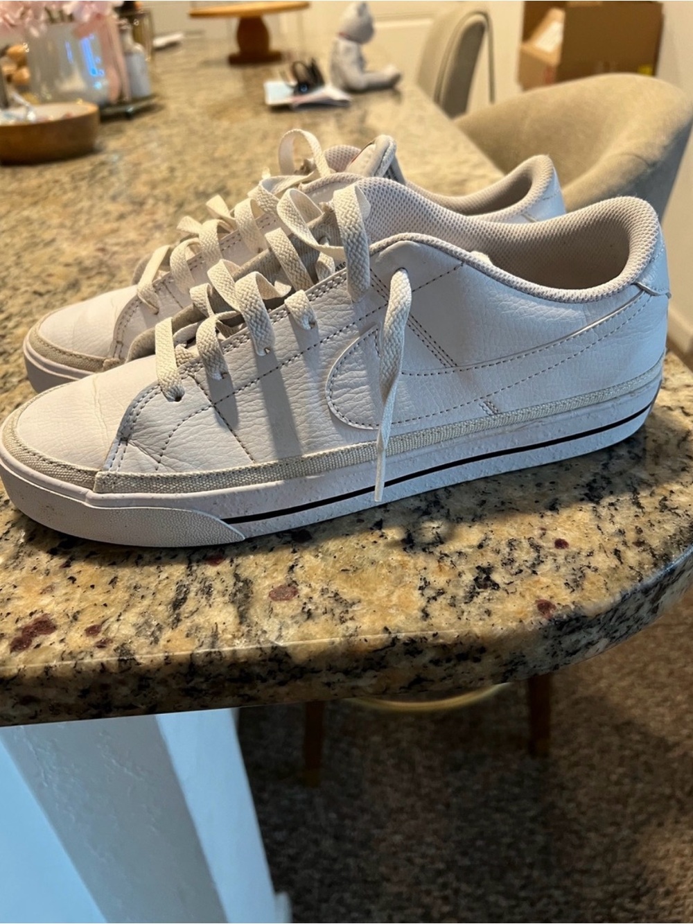 Nike legacy White Low-Top Leather Sneakers